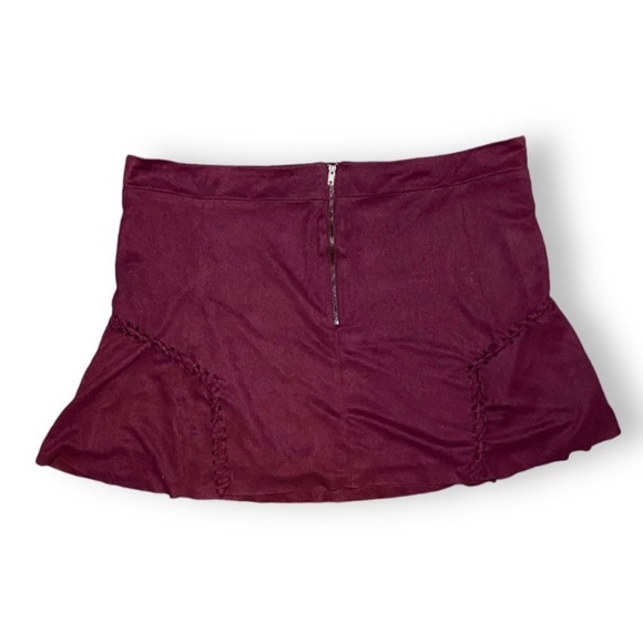 Anthropologie BISHOP + YOUNG Faux Suede Mini Skirt Size Large Burgundy - Picture 5 of 6
